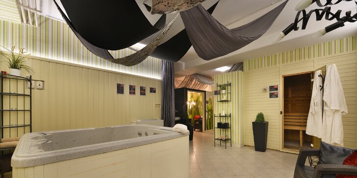 Park Hotel Morris ve sklářském ráji: moderní ubytování s polopenzí, vířivkou i saunou