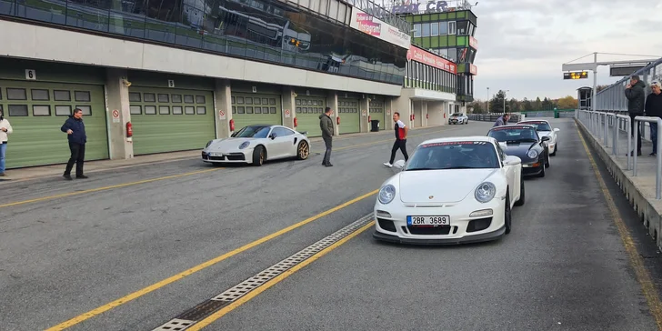 15–60min. jízdy v Porsche: 6 legendárních vozů od „devětsetjedenáctky“ z roku 1969 po 991 GT3