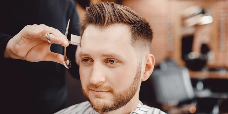 Barber péče v Chrudimi: střih, masáž hlavy, opalování uší, mytí vlasů i parfém a nápoj či káva