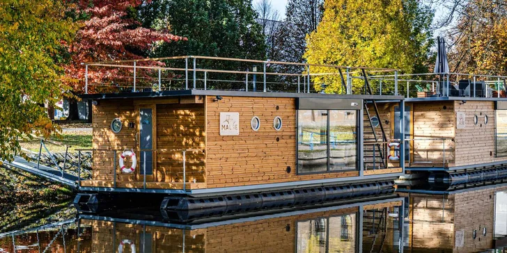 Romantika na designově zařízeném hausbótu v srdci Českých Budějovic