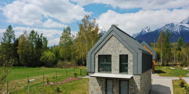 Dovolená v moderně zařízené chatě na úpatí Vysokých Tater i lahev vína