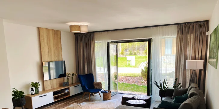 Dovolená v moderně zařízené chatě na úpatí Vysokých Tater i lahev vína