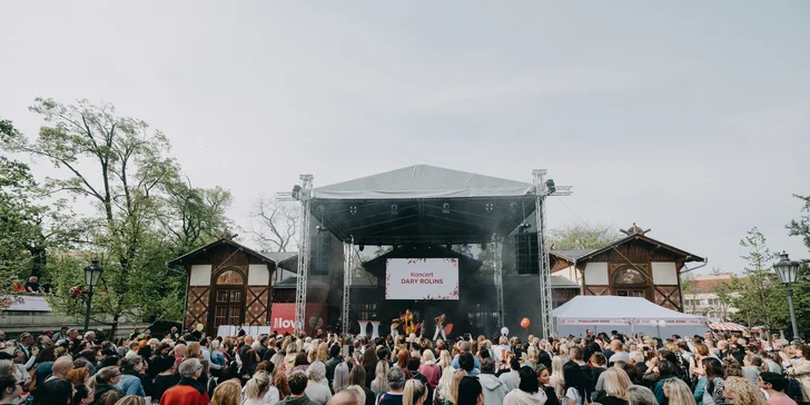 DERMACOL LOVE DAY v Grébovce: balíček s dárky, zábava a Xindl X, Holki a další muzika