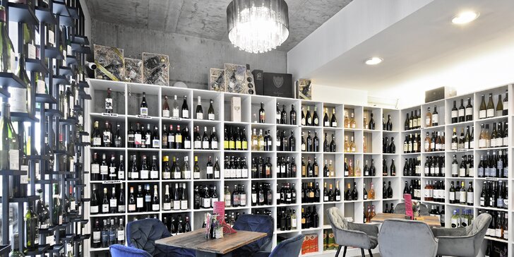 Romantická degustace vína včetně občerstvení v karlínské vinárně WINE REBELS