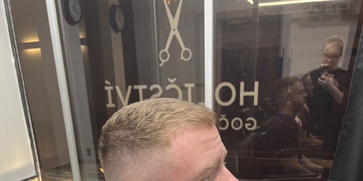 Barber fade střih vlasů v centru Hradce Králové