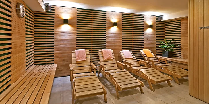 Vo svete sáun je fínska a bio sauna a aromatický parný kúpeľ.