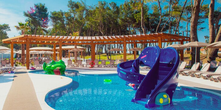 Černá Hora letecky: 7 nocí v 4* hotelu Azul Beach Resort Montenegro s ultra all inclusive a českým dětským klubem
