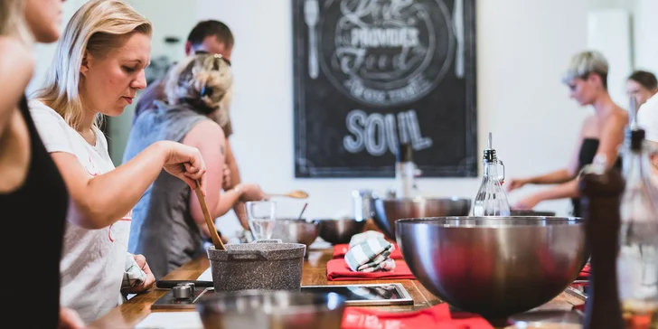 Kurz indonéské kuchyně od Café Buddha: příprava tříchodového menu i konzumace