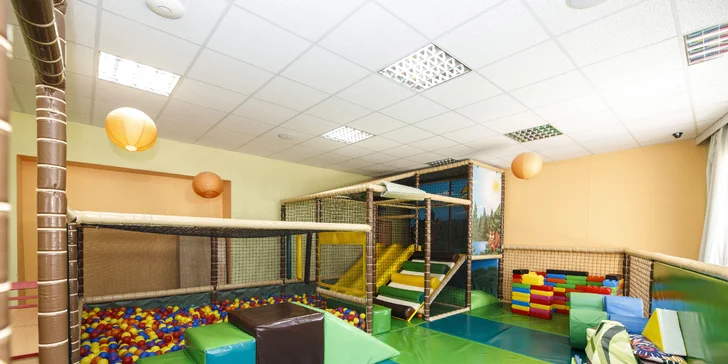 Pobyt u zámeckého parku s Konopištěm na dosah. Snídaně či polopenze i vstup do wellness