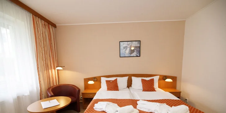 Relax ve Františkových Lázních: bazén, sauna, polopenze i sleva na procedury