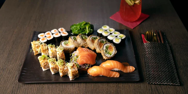 Vytříbené sushi sety v MOON Sushi Restaurant v samotném centru Brna