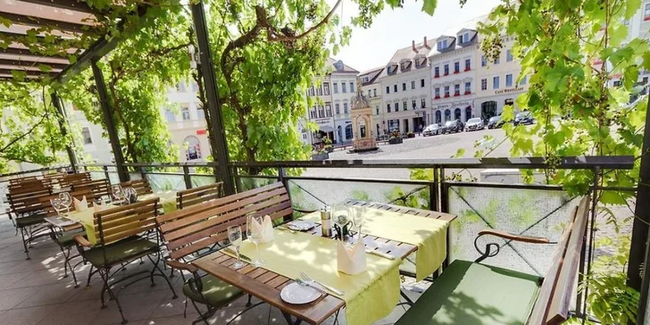 Jaro a léto nedaleko Míšně: 3* historický hotel, polopenze i sklenka sektu na uvítanou