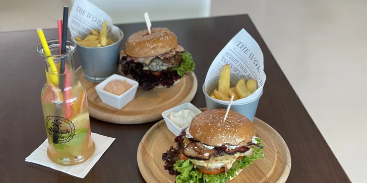 Hovězí nebo kuřecí burger, hranolky a limonáda v restauraci u větrného tunelu