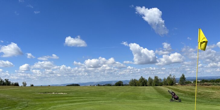 Pobyt v golfovém resortu na Drahanské vrchovině: snídaně, wellness i neomezený vstup na golf