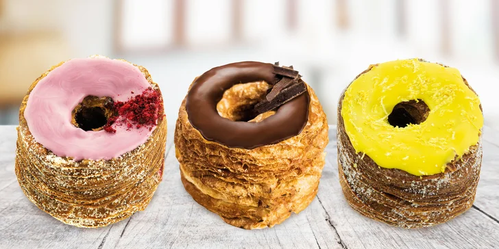 2–12 donutů dle výběru z Donuter Donuts: 21 příchutí s mňamózní polevou, posypem i náplní