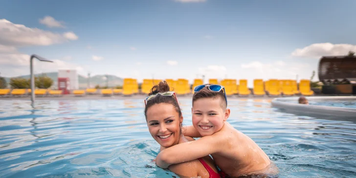 Aqualand Moravia: celodenní aqua zóna a sirná koupel ve všední dny, Denní lázně kdykoliv