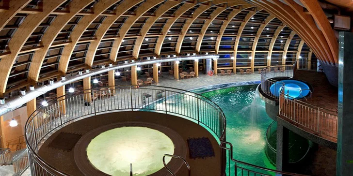 Wellness pobyt v polských Krkonoších: polopenze a denně vstup do aquaparku se saunami