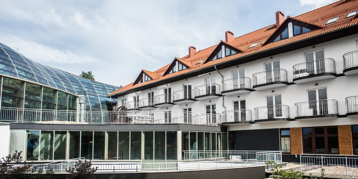Wellness pobyt v polských Krkonoších: polopenze a denně vstup do aquaparku se saunami