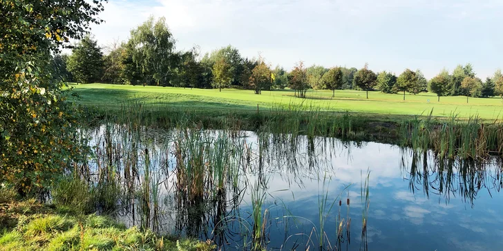 Pobyt v golfovém resortu na Drahanské vrchovině: snídaně, wellness i neomezený vstup na golf