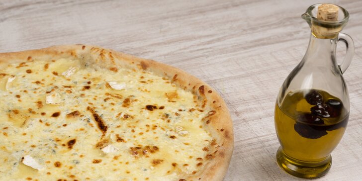 2 nebo 3 pizzy o průměru 33 cm dle výběru k odnosu s sebou v centru Brna