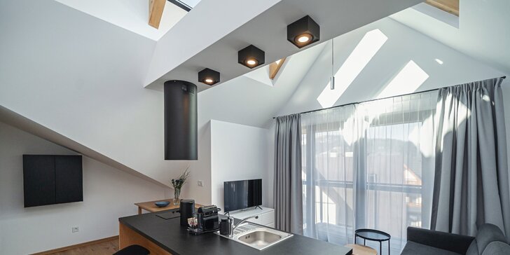 Dovolená v moderním hotelu v Zakopaném: wellness, možnost snídaní i apartmán s balkonem nebo terasou