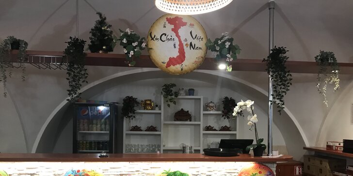 Sushi v centru Vyškova: 24 kousků i s krevetami nebo velký set 38 rolek