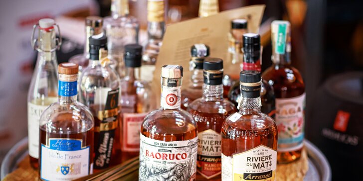 Vstup na festivaly prémiového alkoholu a jídla: Rumové léto nebo Spirits Fest