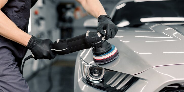 Exteriérové čistění auta, leštění laku a aplikace vosku s ochranou až na rok