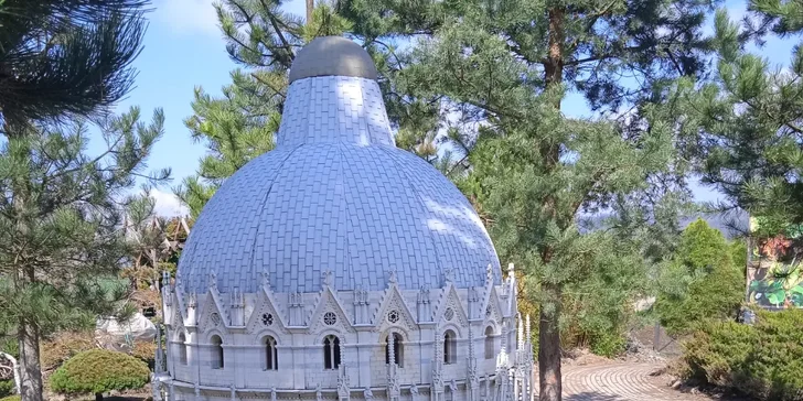 Výlet do Kladska za prohlídkou parku s miniaturami i za výhodnými nákupy v obchodním centru