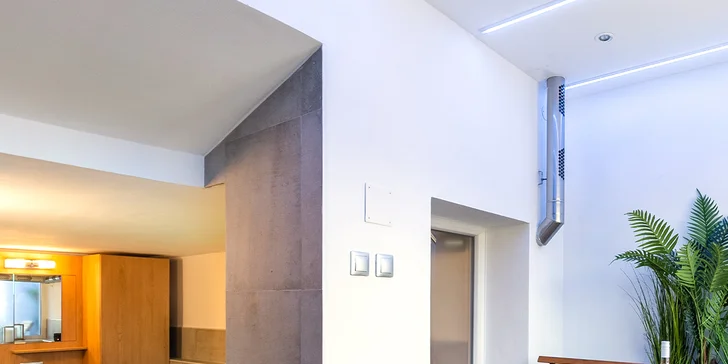 2 hod. v privátním wellness pro dva: sauna, whirlpool vana, víno i občerstvení