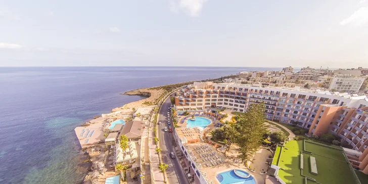 Malta a St. Paul's Bay: 4* hotel u vyhlášené pláže Bugibba Beach, neomezený wellness i snídaně