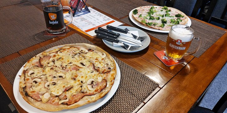 1 nebo 2 pizzy o průměru 32 cm podle výběru ze 44 druhů v Pizzerii Valentino