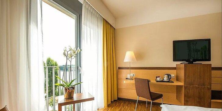 Pobyt v berlínském 4* wellness hotelu: snídaně, bazén, sauna i jacuzzi