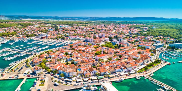 Jednodenní výlet k moři: doprava autobusem a celý den v chorvatském letovisku Biograd na Moru