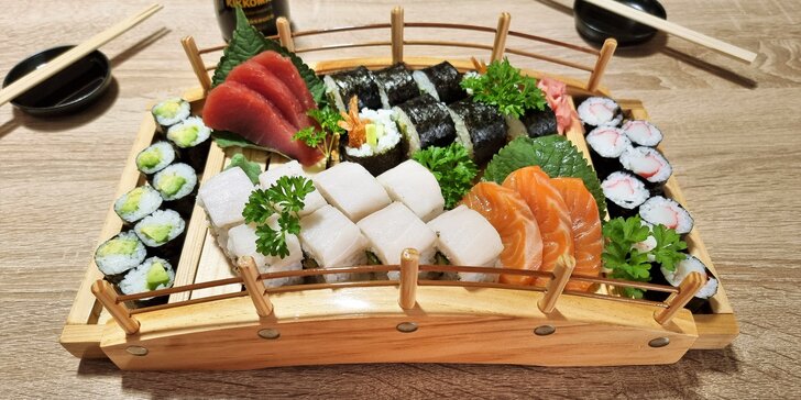 Vytříbené sushi sety v Hoa Mai restauraci u Lužánek: 24–53 kousků s lososem i smaženými krevetami