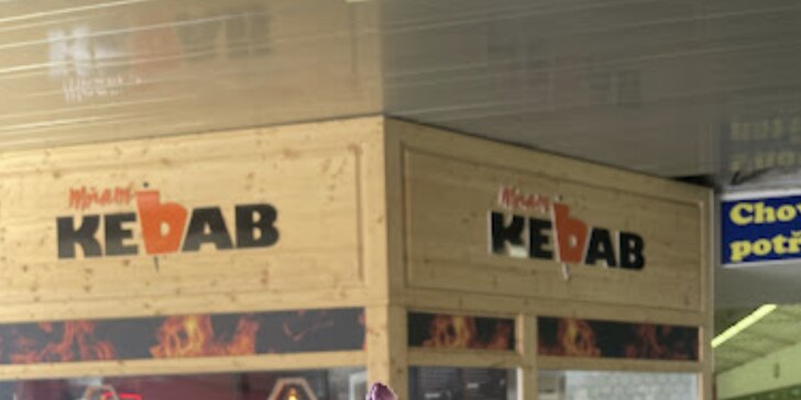Kebab s hranolky dle výběru: velký box s míchaným salátem, döner či dürüm v Mňam Kebab na Opatově