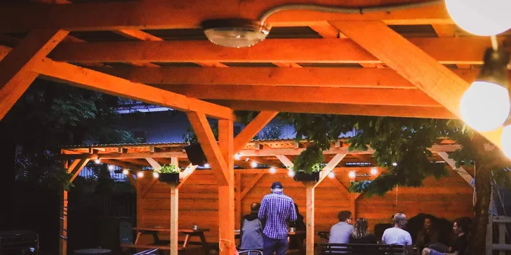 Voucher na 500 Kč na cokoliv v restauraci U Olmerů: italské dobroty, pochutiny k pivu i gril