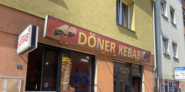 Kebab podle výběru: döner v chlebu či dürüm v tortile nebo ve vege verzi