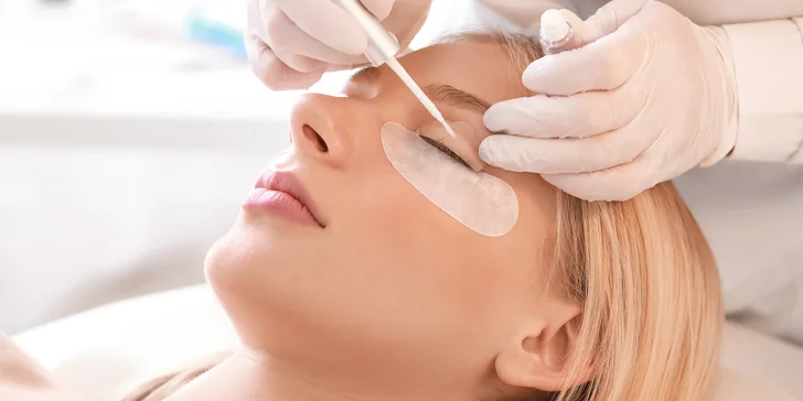 Dokonalý pohled: základní úprava i laminace obočí, barvení řas a lash lifting