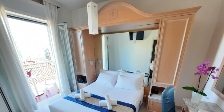 Italské Jesolo: hotel přímo u pláže, pokoj s balkónem a polopenze, dítě do 6,9 let zdarma