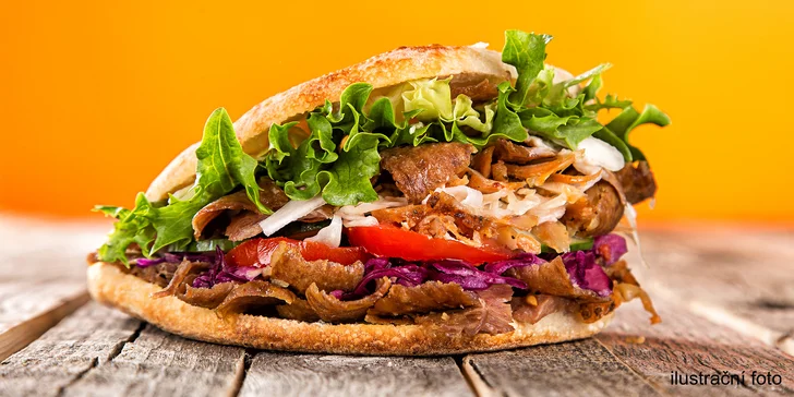 Kebab podle výběru: döner v chlebu či dürüm v tortile nebo ve vege verzi