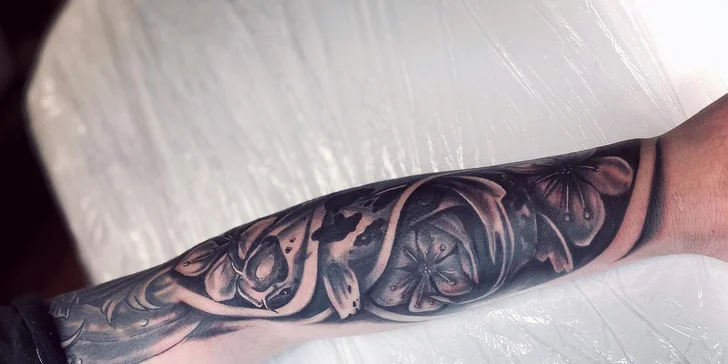 Tetování v Claire Tattoo v Nýřanech: různé velikosti a styly, motiv na míru