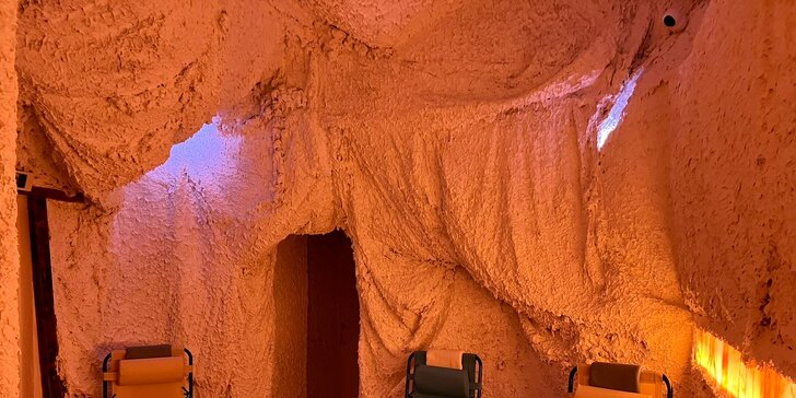 Relaxace zdraví prospěšná: pobyt v solné jeskyni pro 1-2 osoby nebo permanentka na 5-10 vstupů