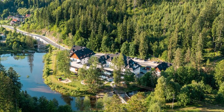 Objevujte krásy polských Beskyd: hotel u lesa a řeky, jídlo a neomezený wellness