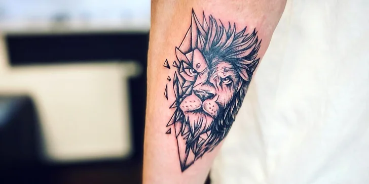 Tetování v Claire Tattoo v Nýřanech: různé velikosti a styly, motiv na míru