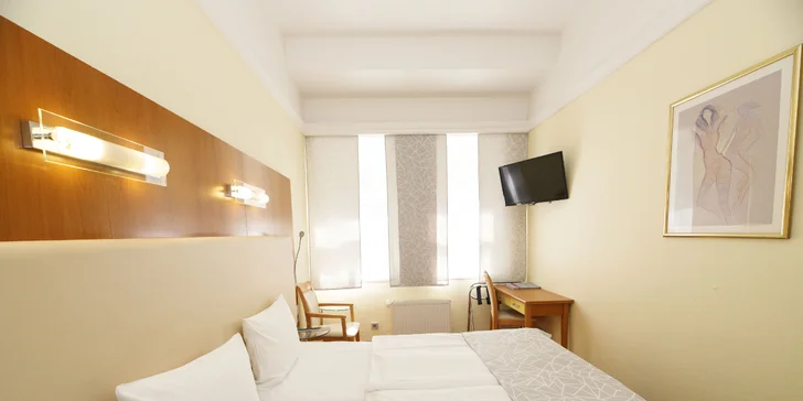 4* hotelu Ametyst: pobyt se snídaní pro dva v historické Praze
