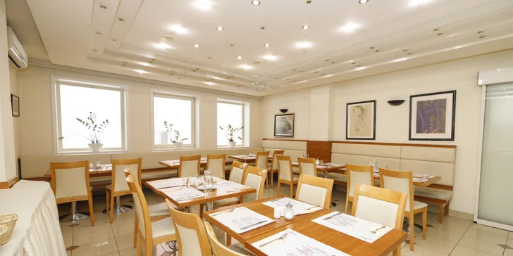 4* hotelu Ametyst: pobyt se snídaní pro dva v historické Praze