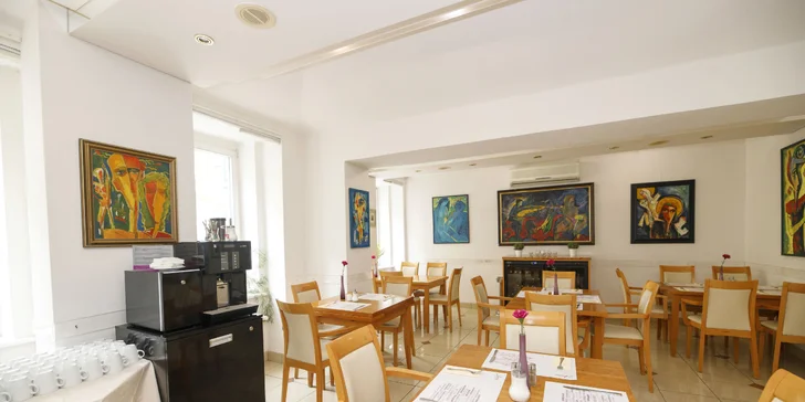 4* hotelu Ametyst: pobyt se snídaní pro dva v historické Praze
