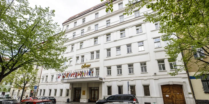 4* hotelu Ametyst: pobyt se snídaní pro dva v historické Praze