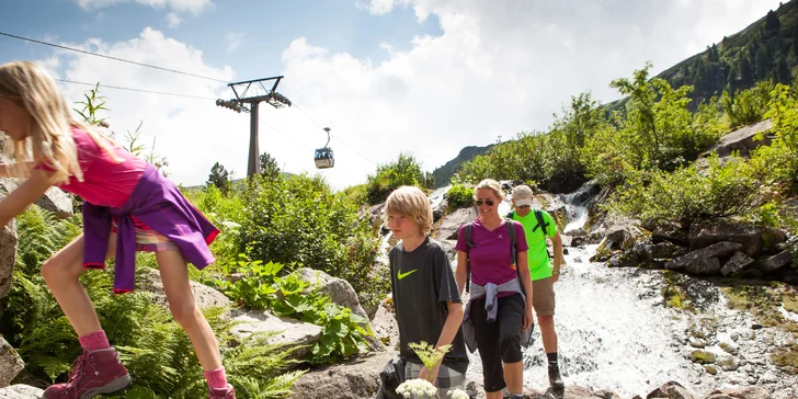 Na výlety do Rakouska: 3* hotel ve výšce 2315 m, u jezera a ledovce, polopenze+, wellness, děti do 12 let zdarma